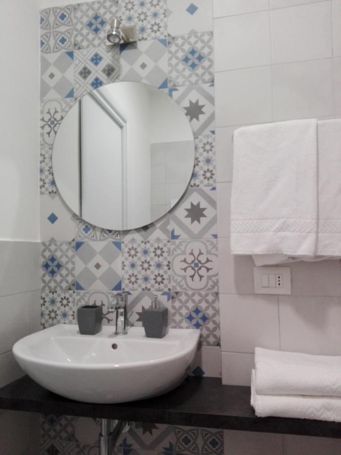 Domus Crescenzio - Guest House Rome Room photo